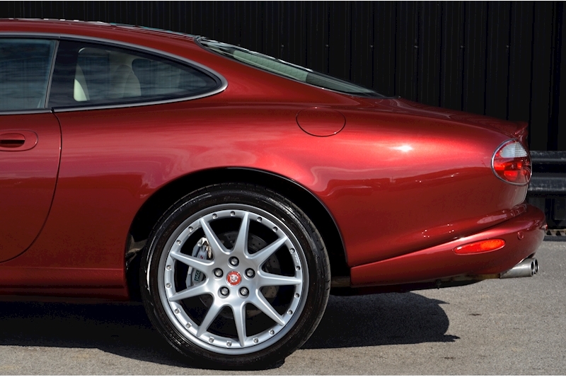 Jaguar XKR Radiance Red + Ivory Recaro + JEC Member Owned + Outstanding Image 24