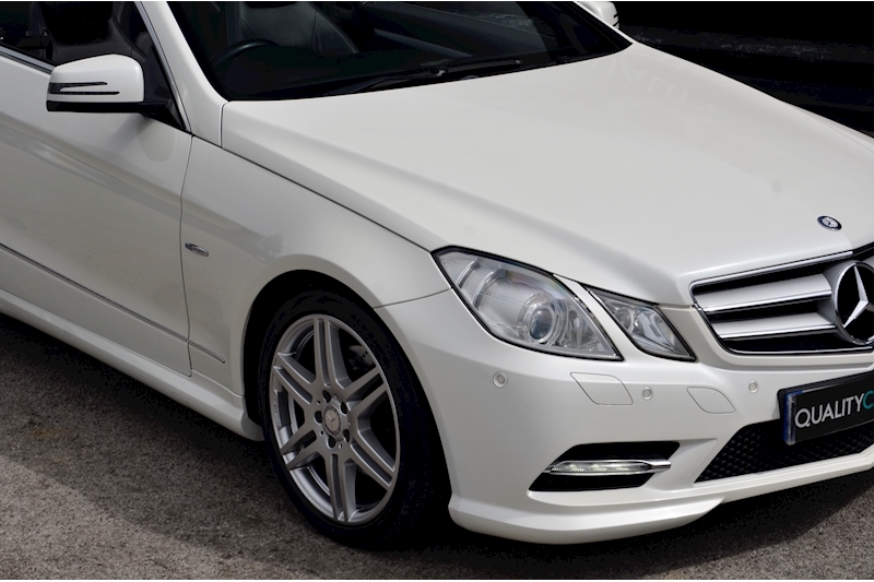 Mercedes-Benz E350 AMG Sport Convertible Diamond White + AirScarf + Heated Seats + COMAND Image 13