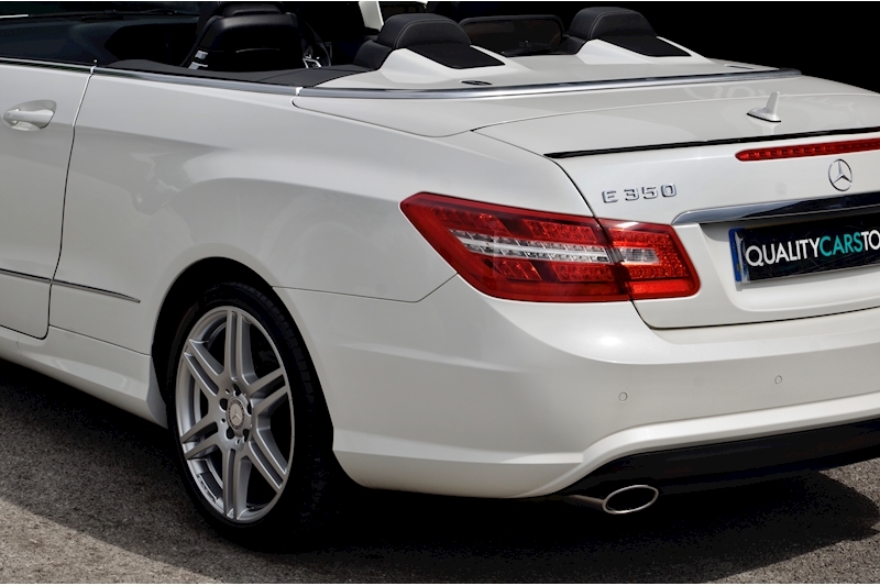 Mercedes-Benz E350 AMG Sport Convertible Diamond White + AirScarf + Heated Seats + COMAND Image 24