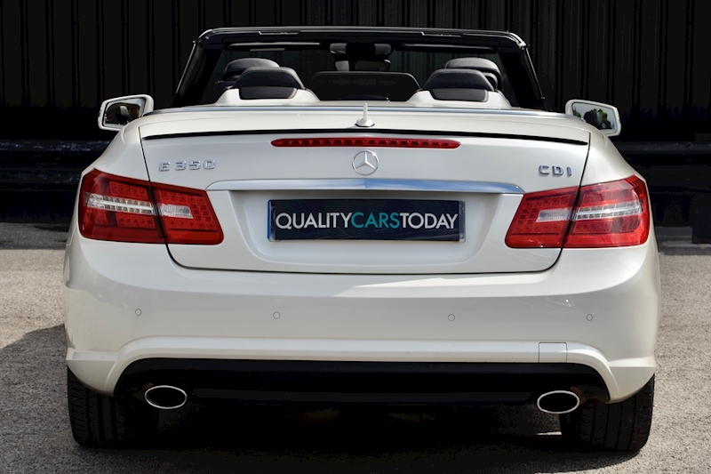 Mercedes-Benz E350 AMG Sport Convertible Diamond White + AirScarf + Heated Seats + COMAND Image 4