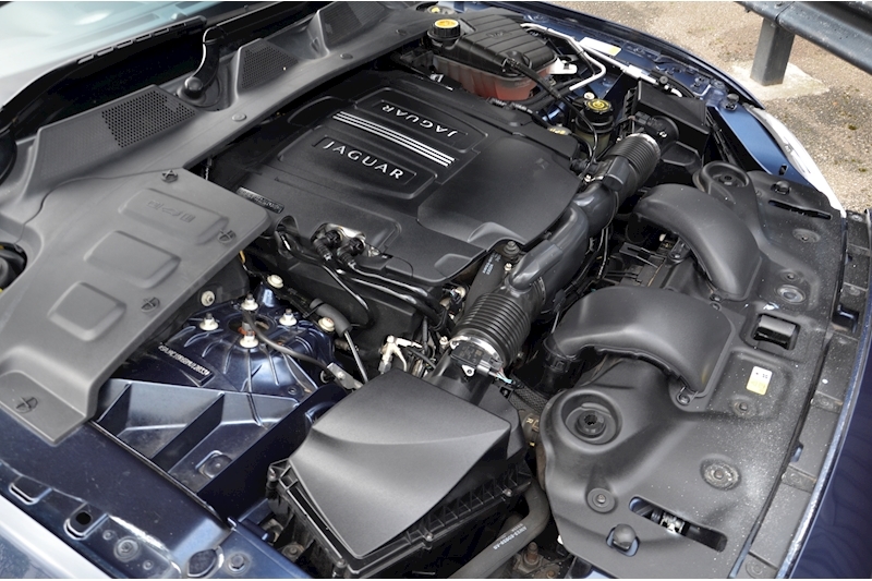 Jaguar XJ Supersport 5.0 V8 Supercharged 510 bhp + Rear Entertainment Image 52