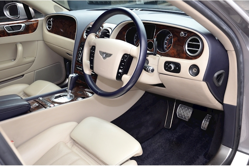 Bentley Continental Flying Spur Flying Spur 6.0 W12 Image 6