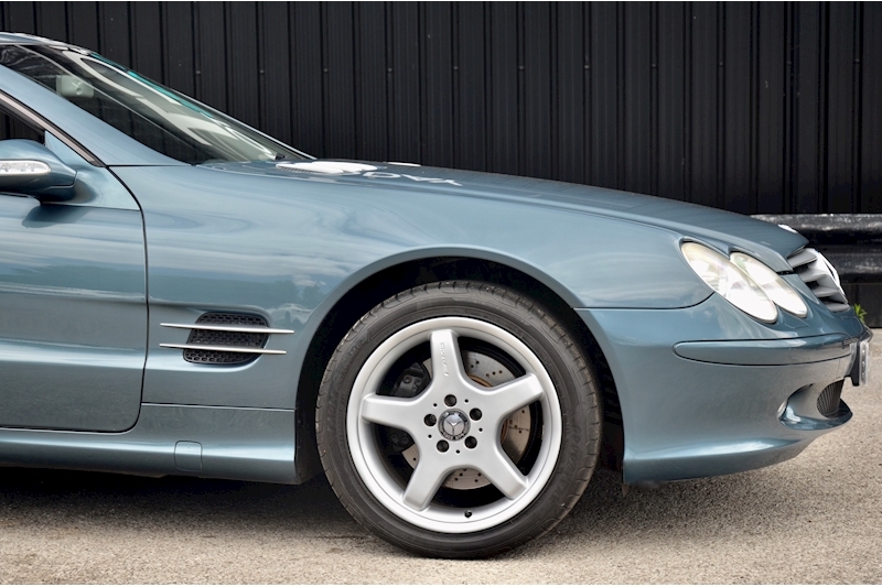 Mercedes SL 500 Genuine AMG Wheels + Comprehensive History File + Previously Supplied by Us Image 13