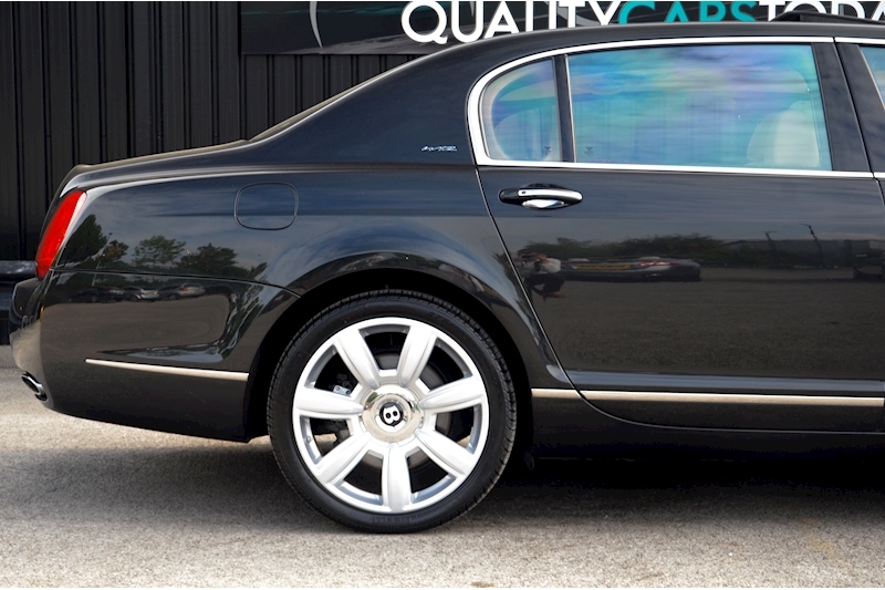 Bentley Flying Spur W12 4 Seat Configuration + Sunroof + High Spec Image 10