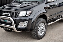 Toyota Hilux 3.0 D-4D Invincible Automatic + High Spec + Just Serviced by Toyota  + NO VAT - Thumb 17