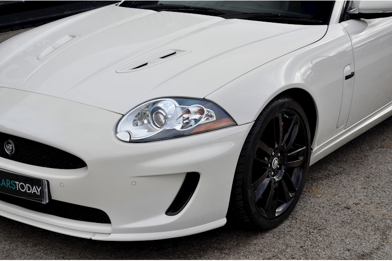 Jaguar XKR Porcelain White + XKR Aero + Adaptive Cruise Image 15