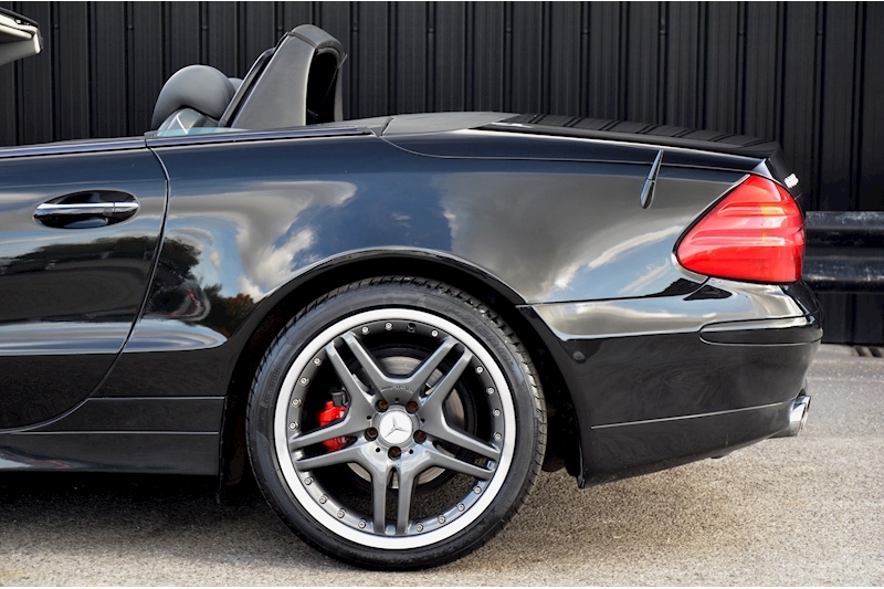Mercedes-Benz SL 500 Brabus Last Owner 2009 + Pano Roof + Keyless + AMG Wheels + Climate Seats Image 21
