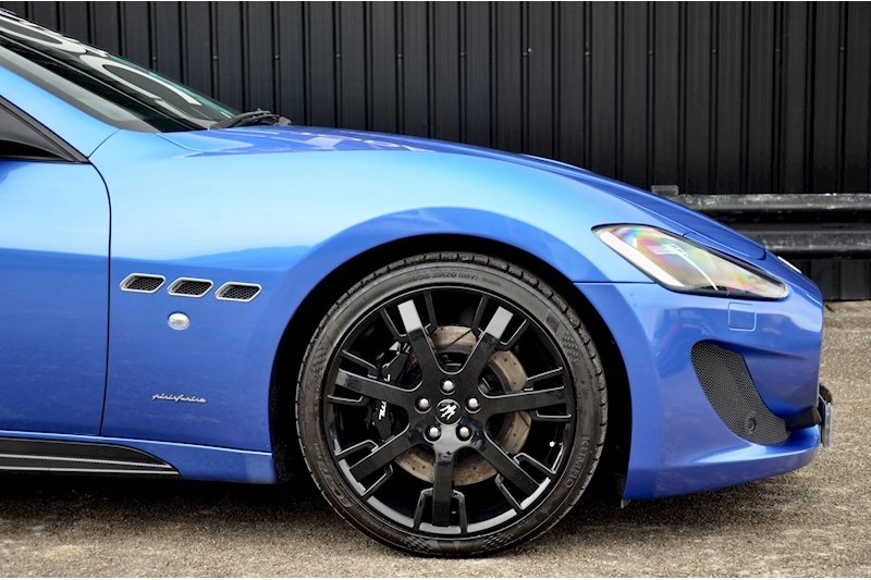 Maserati Granturismo Sport 4.7 V8 MC Shift + Carbon Aero Pack + Carbon Interior + £104k List Image 15