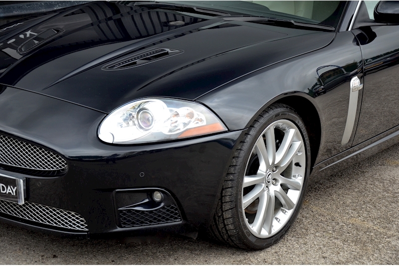 Jaguar XKR XKR V8 4.2 2dr Coupe Automatic Petrol Image 17