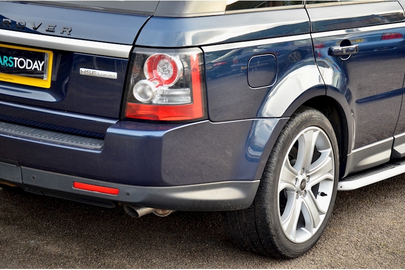 Land Rover Range Rover Sport HSE Luxury Full Land Rover Main Dealer Service History Image 9