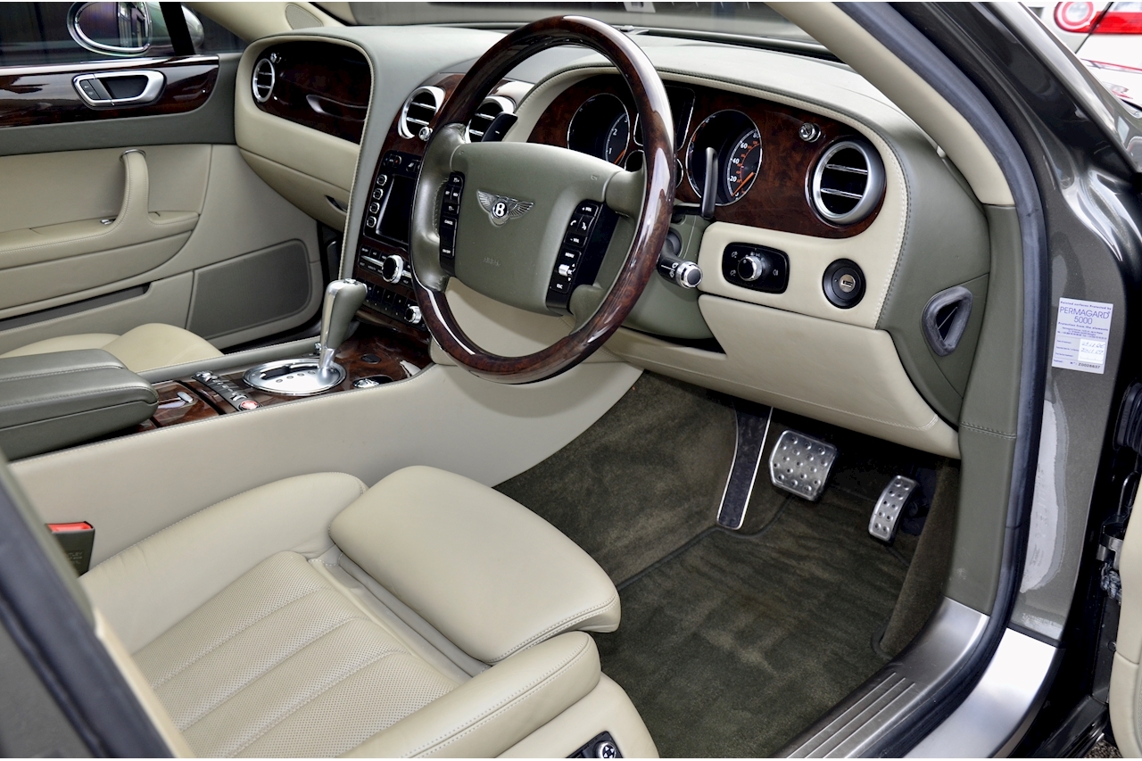 Bentley Continental Flying Spur Continental Flying Spur Continental Flying Spur 6.0 W12 - Large 6
