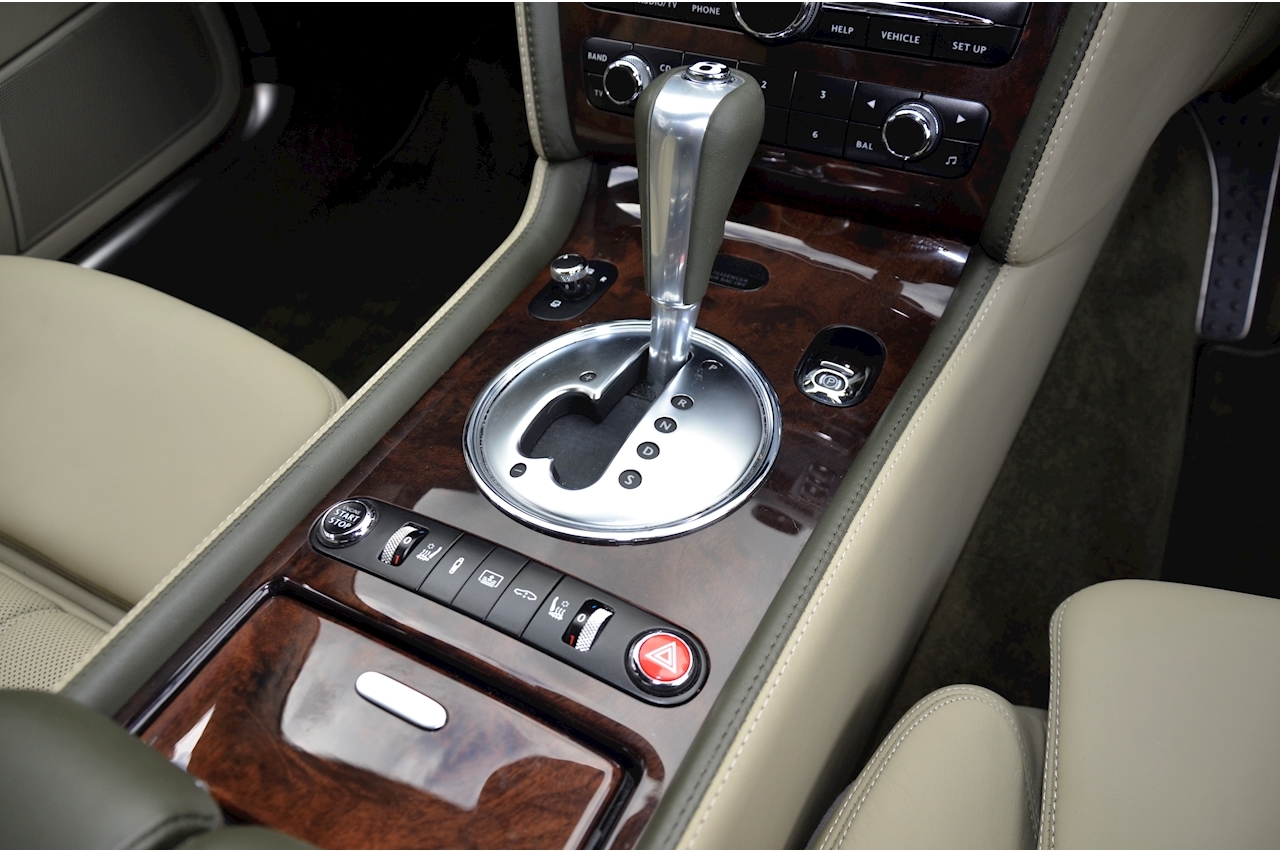 Bentley Continental Flying Spur Continental Flying Spur Continental Flying Spur 6.0 W12 - Large 46