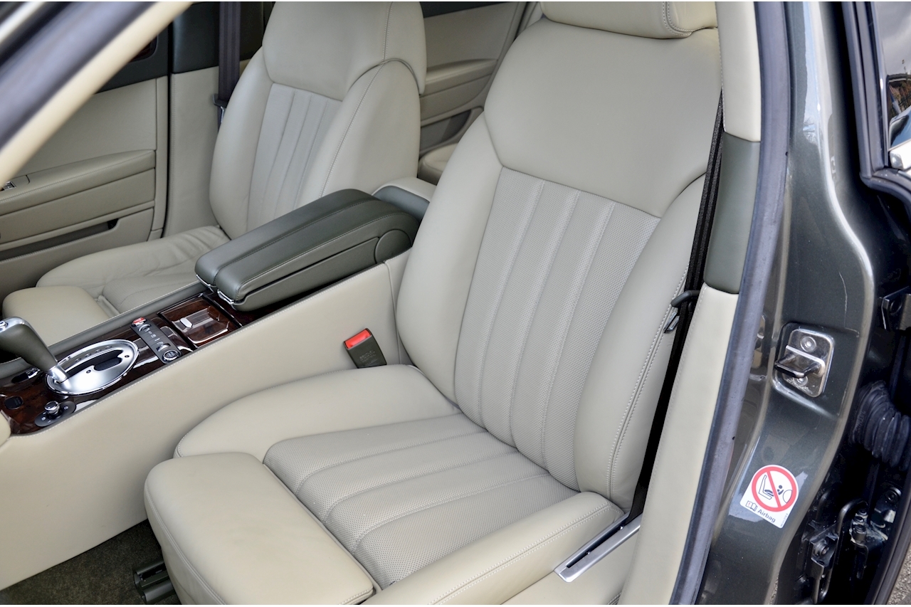 Bentley Continental Flying Spur Continental Flying Spur Continental Flying Spur 6.0 W12 - Large 26