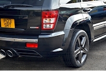 Jeep Grand Cherokee SRT8 SRT-8 6.1 Hemi - Thumb 13