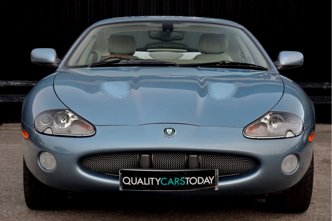 Jaguar XKR XKR Just 34k Miles + Lady Owner since 2012 + x4 New Tyres - Large 3