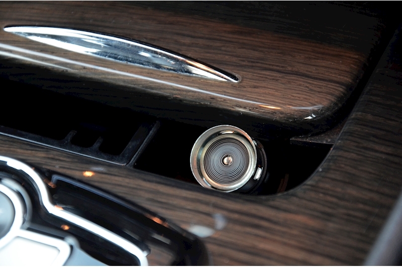 Jaguar XKR XKR 5.0 V8 Supercharged Coupe Image 22