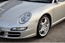 Porsche 911 Carrera S Just 10k miles + 1 Former Keeper + Porsche History + Outstanding - Thumb 16