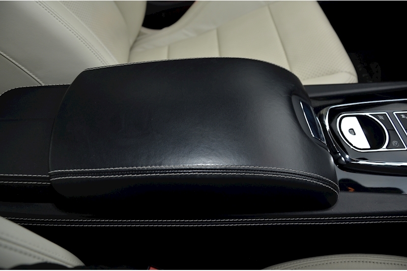 Jaguar XK XK V8 Portfolio 5.0 2dr Coupe Automatic Petrol Image 30