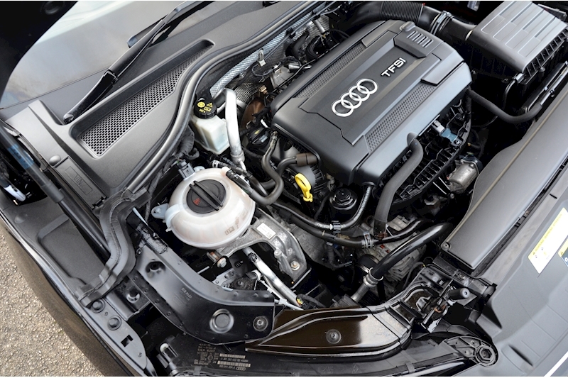 Audi TT TT TFSI S line 2.0 2dr Convertible Manual Petrol Image 33