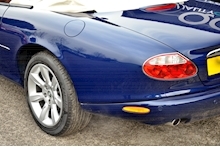 Jaguar XK8 4.2 V8 Convertible Pacific Blue + Ivory + 3 Former Keepers + Adaptive Cruise + Premium Sound - Thumb 20