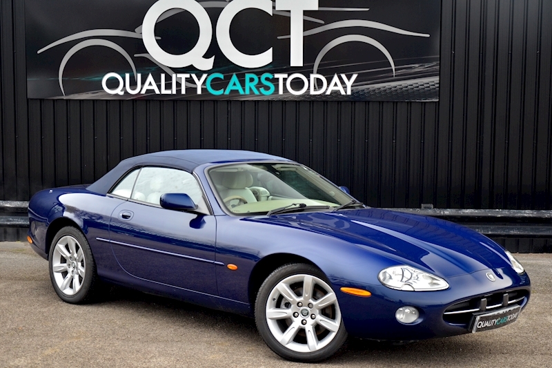 Jaguar XK8 4.2 V8 Convertible Pacific Blue + Ivory + 3 Former Keepers + Adaptive Cruise + Premium Sound Image 11