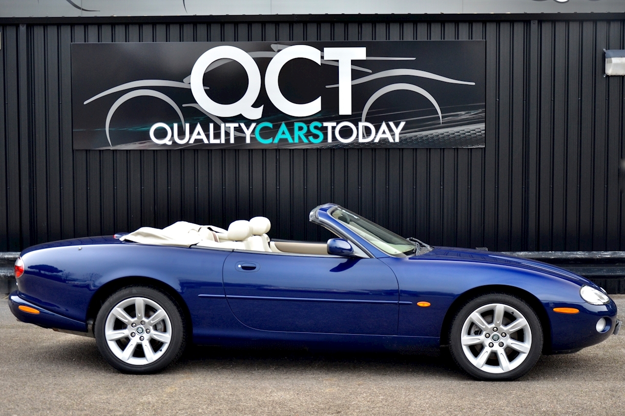 Jaguar XK8 4.2 V8 Convertible Pacific Blue + Ivory + 3 Former Keepers + Adaptive Cruise + Premium Sound - Large 12