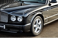 Bentley Arnage T Mulliner Level 2 2009 Model + Hooper Rear Window + Exceptional Condition and Provenance - Thumb 19