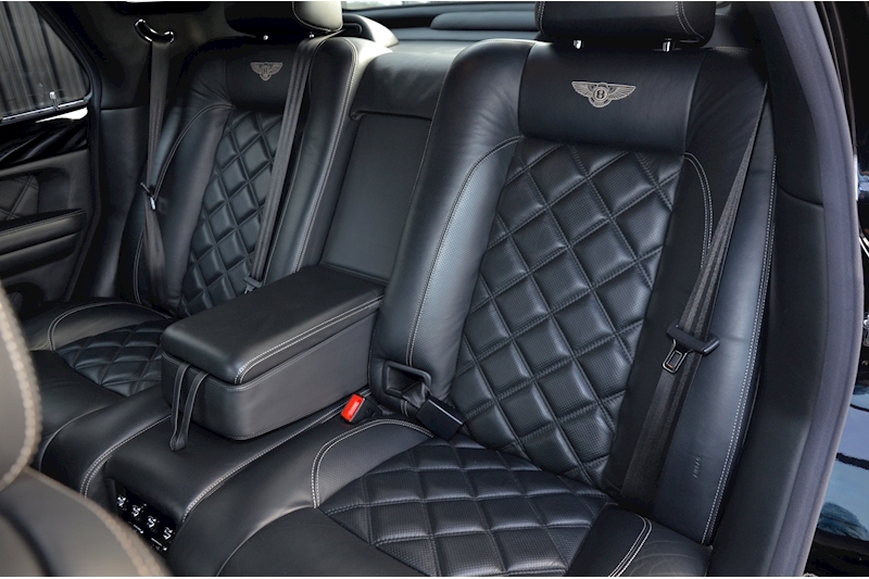 Bentley Arnage T Mulliner Level 2 2009 Model + Hooper Rear Window + Exceptional Condition and Provenance Image 34