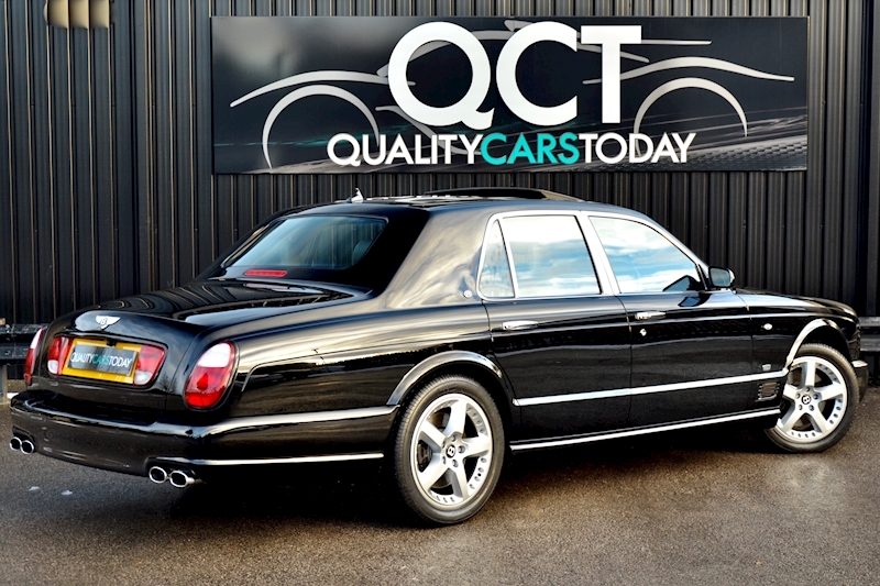 Bentley Arnage T Mulliner Level 2 2009 Model + Hooper Rear Window + Exceptional Condition and Provenance Image 12