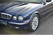 Jaguar XJ6 3.0 V6 SE + Original Titled Owner + Comprehensive History - Thumb 14