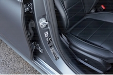 Mercedes-Benz E350d AMG Line Premium Plus Designo Magno Paint + Nappa Leather + Pano Roof + Air Body Control + Burmester + 360 Cameras - Thumb 20