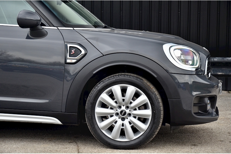 MINI Countryman Cooper S Countryman Cooper S Just 17k Miles + Navigation Plus + Automatic + CHILI Pack Image 22