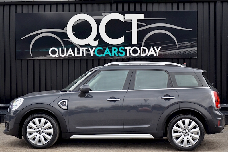MINI Countryman Cooper S Countryman Cooper S Just 17k Miles + Navigation Plus + Automatic + CHILI Pack Image 1