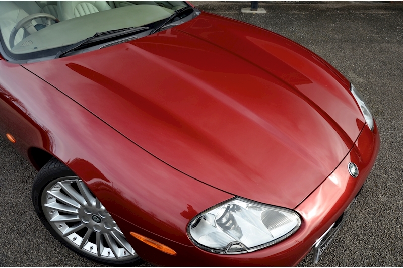 Jaguar XK8 XK8 Radiance Red + Ivory + Main Dealer History up to date Image 14