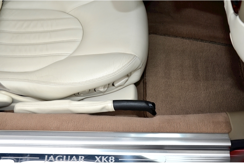 Jaguar XK8 XK8 Radiance Red + Ivory + Main Dealer History up to date Image 25