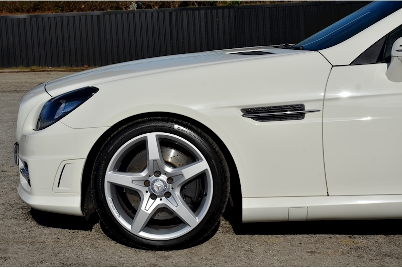 Mercedes-Benz SLK 250 AMG Sport SLK 250 AMG Sport Full Mercedes / Specialist History + Exceptional Condition Image 11