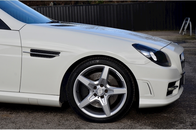 Mercedes-Benz SLK 250 AMG Sport SLK 250 AMG Sport Full Mercedes / Specialist History + Exceptional Condition Image 24