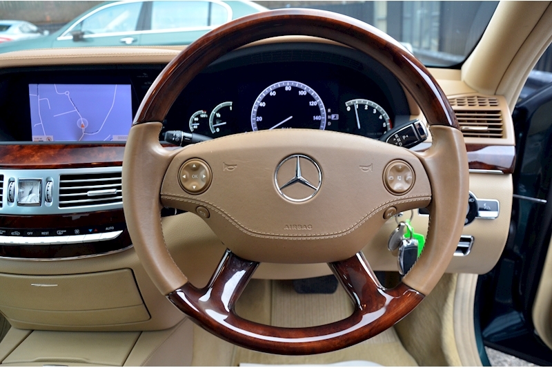 Mercedes-Benz S320 L 1 Owner + Very Rare Colour +  Panoramic Roof + Night View + High Spec Image 27