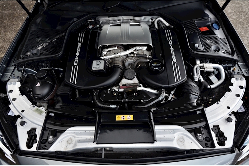 Mercedes-Benz C63 AMG C63 AMG Coupe 4.0 V8 Image 30