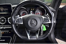 Mercedes-Benz C63 AMG C63 AMG Coupe 4.0 V8 - Thumb 32