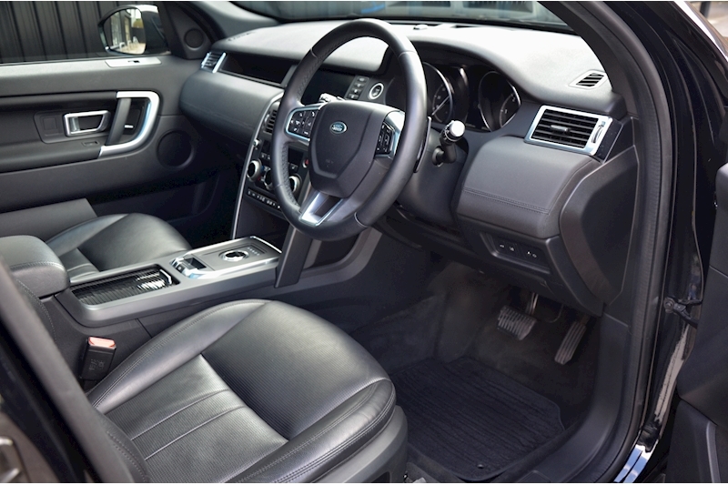 Land Rover Discovery Sport Landmark 7 Seats + Pano Roof + Meridian + Heated Steering Wheel + 2 Year Warranty Image 9