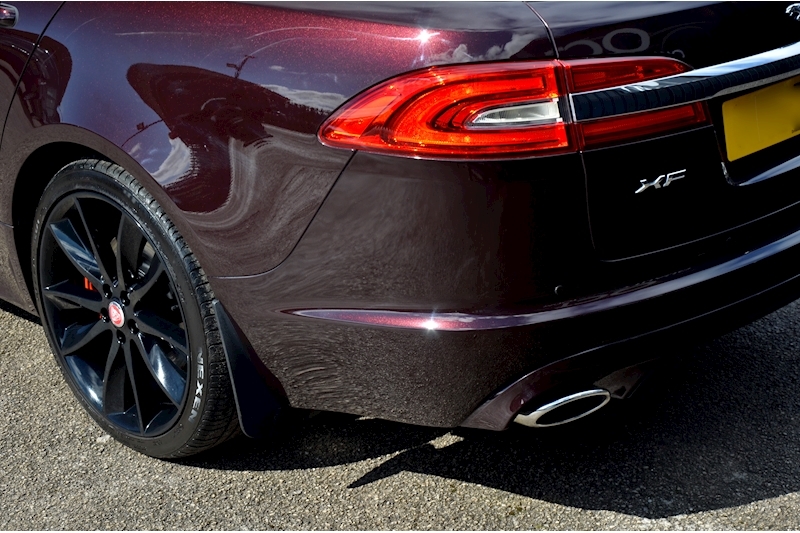 Jaguar XF S Portfolio Sportbrake Huge Rare Specification + 275 bhp + Reverse Camera + Meridian Surround Sound Image 5