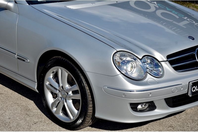 Mercedes-Benz CLK 350 Avantgarde 1 Owner + Full MB History + Outstanding Image 16