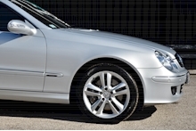 Mercedes-Benz CLK 350 Avantgarde 1 Owner + Full MB History + Outstanding - Thumb 15