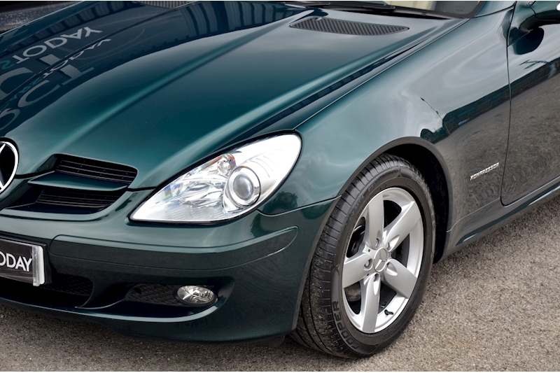 Mercedes-Benz SLK 200 Kompressor Extremely Rare Spec + Fully Documented Service History Image 25