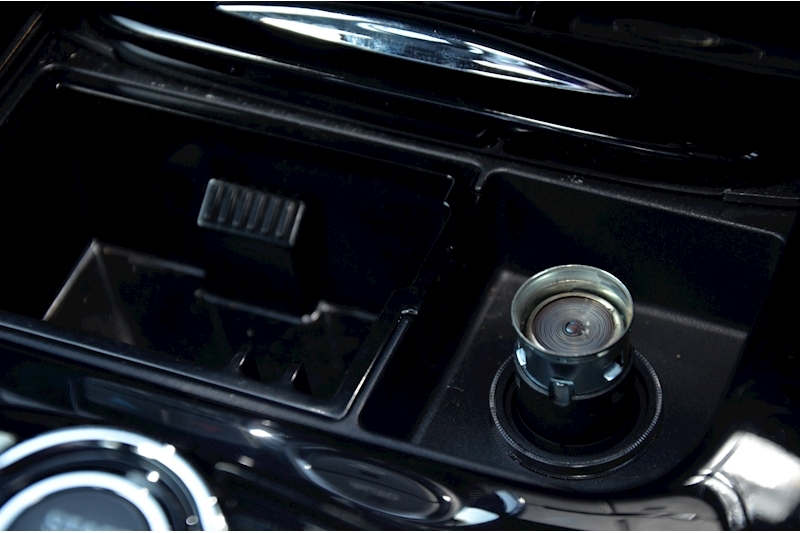 Jaguar XKR Dynamic Black Pack + Sports Exhaust Image 28