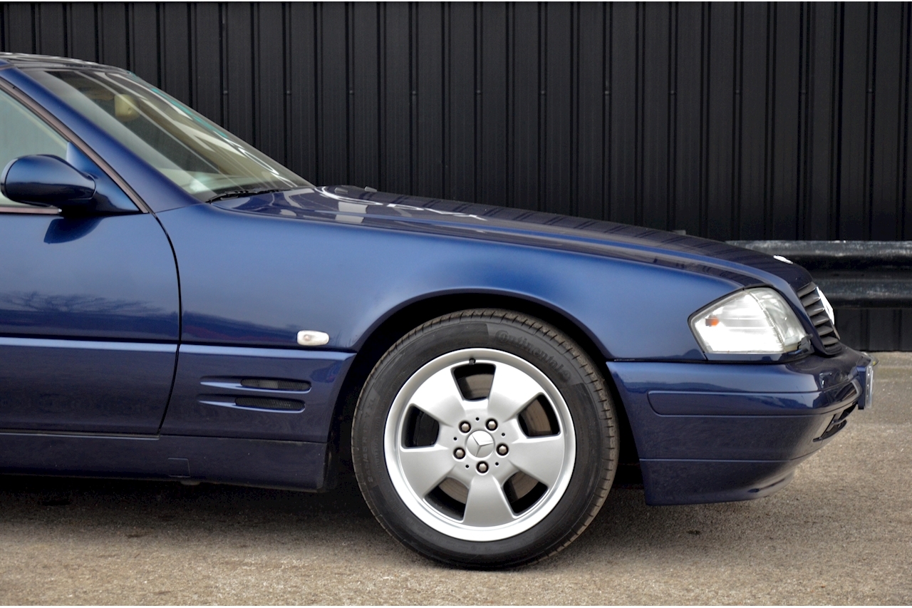 Mercedes-Benz SL 320 R129 3.2 V6 + Panoramic Glass Roof + Recent MB Service - Large 14