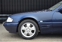 Mercedes-Benz SL 320 R129 3.2 V6 + Panoramic Glass Roof + Recent MB Service - Thumb 27