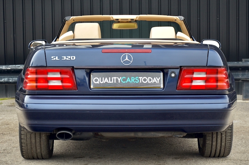 Mercedes-Benz SL 320 R129 3.2 V6 + Panoramic Glass Roof + Recent MB Service Image 4
