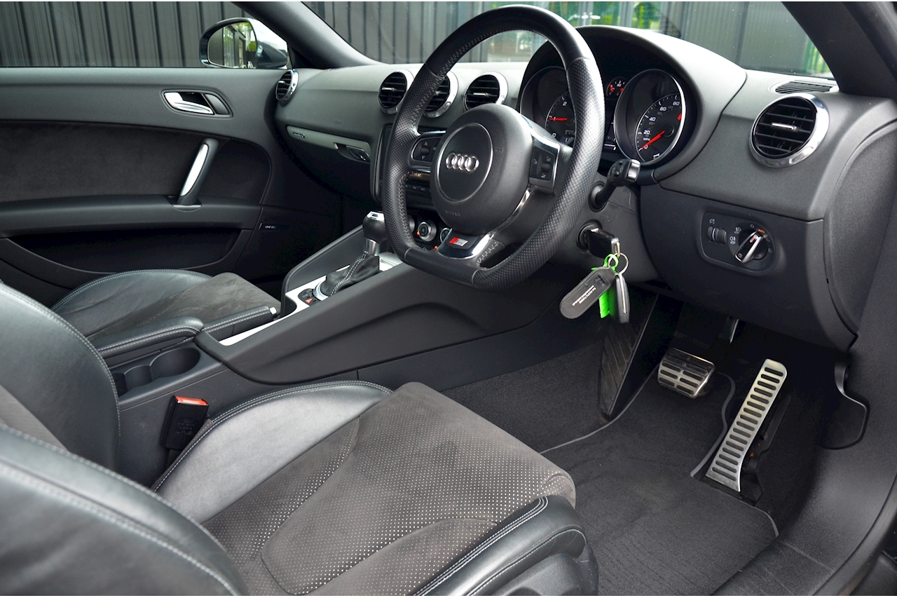 HD wallpaper: Audi TT RS Plus, audi_tt_roadster_manu, car, vehicle interior  | Wallpaper Flare